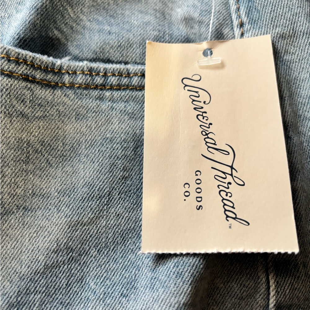 Trendy Universal Thread Light Wash Denim Jeans Skirt Size 16 NWT - Picture 5 of 8